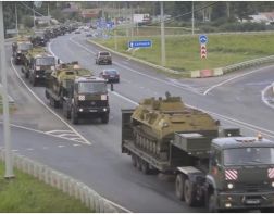 В Пензу привезли более сотни единиц бронетехники
