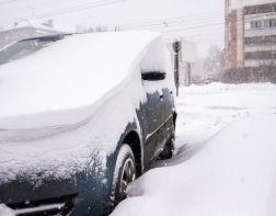 Басенко высказал мнение насчет самовольных ограждений во дворах