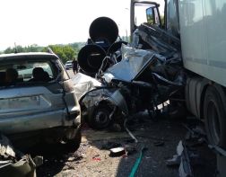 Пензенцы: авария с 8 автомобилями могла произойти из-за уснувшего водителя
