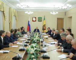 Белозерцев призвал снизить цены на жилье