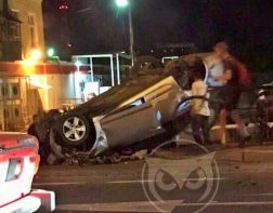 В Терновке иномарка перевернулась на крышу после ДТП. ВИДЕО 