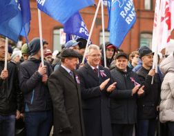 5 тысяч пензенцев вышли на митинг в честь воссоединения Крыма с Россией