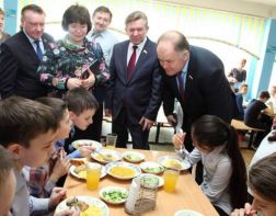 В Пензе проверили школьные столовые