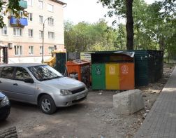 За парковками и мусорками будут следить администрации районов города