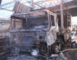 В Пензе сгорел грузовик