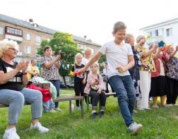 В Заречном прошел первый летний праздник двора