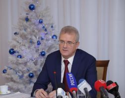 Губернатор поблагодарил журналистов