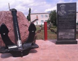 В Пензенской области установили памятник матросу крейсера «Варяг»