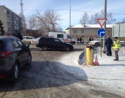 На улице Аустрина под колеса машины попал ребенок