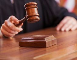 Зареченца осудили за долг по алиментам