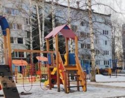 Депутаты ищут возможность делать асфальтовые дорожки во дворах 