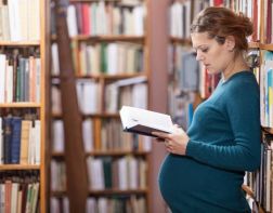 В России беременные студентки будут учиться бесплатно