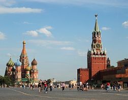  В России планируют повысить детские пособия до 10 тысяч рублей
