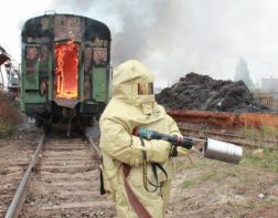 Пензенские пожарные испытали уникальные защитные костюмы
