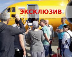 "Мы никуда не уйдем!". Пензенцы в Домодедово «захватили» самолёт. ВИДЕО