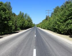 В Пензе завершили ремонт дороги на улице Ахунской