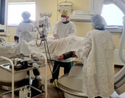 В Пензе пациенту впервые удалили тромб с помощью EKOS
