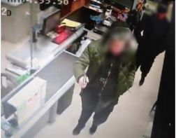 Пензенец ограбил магазин с помощью пистолета-зажигалки