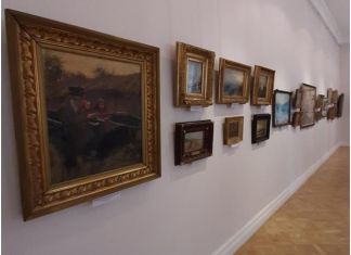 В Губернаторском доме выставили редкие полотна