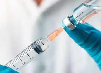 Американская вакцина от коронавируса показала 100-процентную эффективность