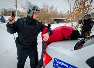 Мужчина пытался попасть в Заречный по чужим документам