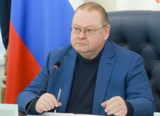 Олегу Мельниченко доложили о ситуации с бензином