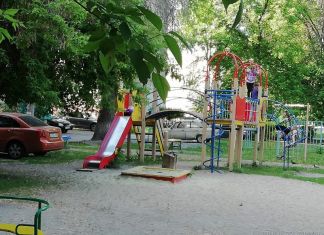 В Пензе проверяют состояние детских площадок