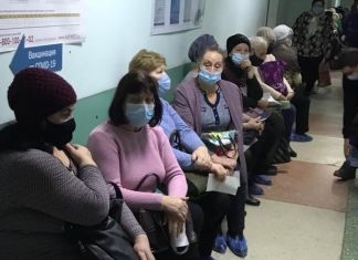 Пензенцы: в очереди на прививку стало больше пенсионеров