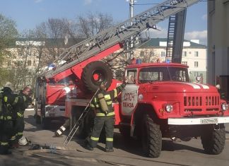 "Был взрыв и разбились окна": пензенцы рассказали о пожаре на Севере
