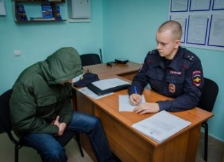 Под Пензой пьяный вор уснул под прилавком магазина