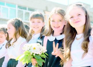 В Заречном за парты сели более 5800 детей