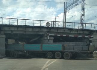 В Пензе перекрыли движение на Бакунинском мосту