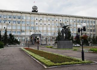 Сотрудникам мэрии предложили пересесть на общественный транспорт