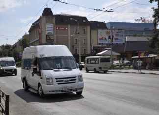 В Пензе пассажирка выпала из салона автомобиля 