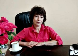 Зареченцы продолжают съезжаться на работу к Вячеславу Гладкову