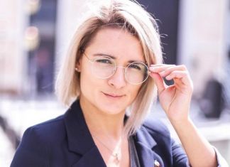 Ольга Солнце презентовала свою первую книгу