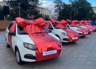 В Пензе лучшим в профессии вручили машины