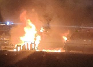 В Пензе на Южной поляне ночью сгорела иномарка