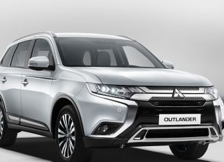 Обновленный Mitsubishi Outlander у официального дилера