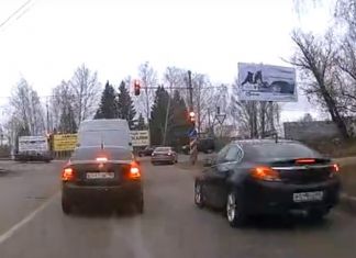 В сети обсуждают опасную манеру езды водителя на “Opel”