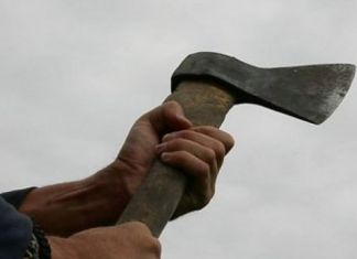 В Саратове подросток напал на школьницу