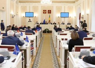 Налог на богатство и борьба с COVID-19: в области приняли бюджет