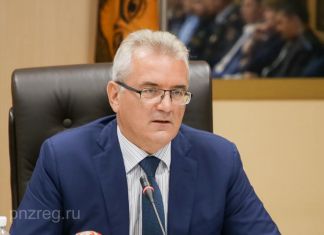 Иван Белозерцев взял в руки оружие
