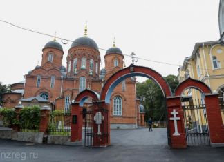 В Пензе около Успенского собора отремонтировали дорогу спустя 27 лет