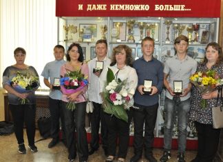 Школьникам, спасшим ребенка от пензенского маньяка, подарили часы
