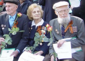 Ветераны ВОВ смогут обратиться по вопросам медицинской помощи на горячую линию