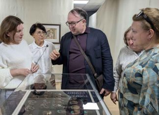 В Заречном открылась уникальная выставка замков
