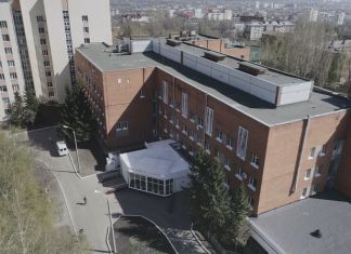 Пострадавший в массовой драке в Чемодановке мужчина встал на ноги