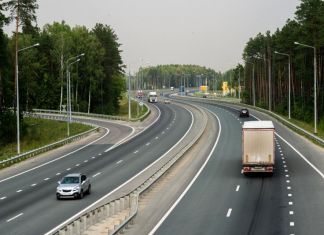 ﻿Левый поворот на Монтажный с трассы М5 пока разрешен 