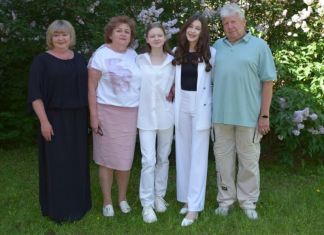 На песню «Бабушка», которую сочинила юная зареченка, сняли клип